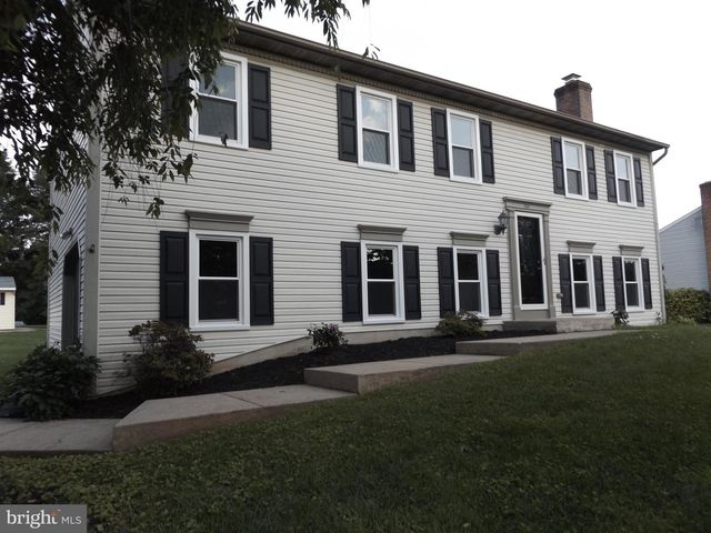 235 LANDIS DRIVE, Lancaster, PA 17602