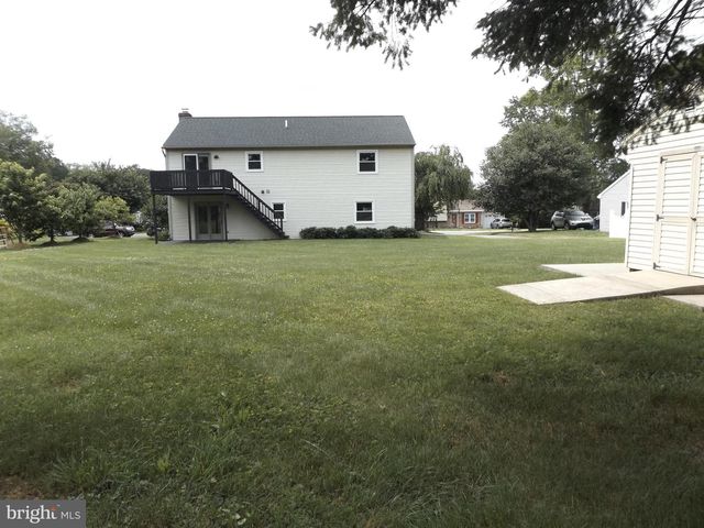 235 LANDIS DRIVE, Lancaster, PA 17602