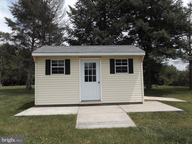 235 LANDIS DRIVE, Lancaster, PA 17602