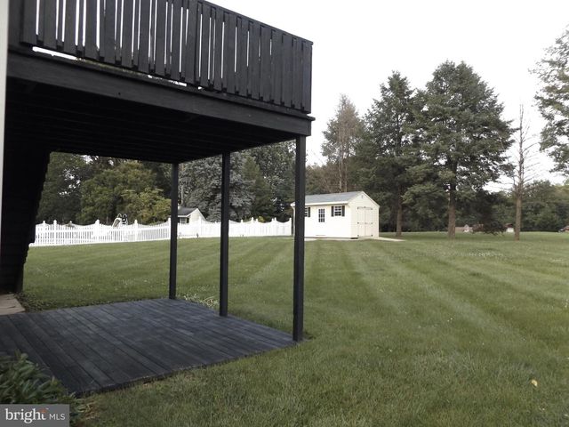 235 LANDIS DRIVE, Lancaster, PA 17602