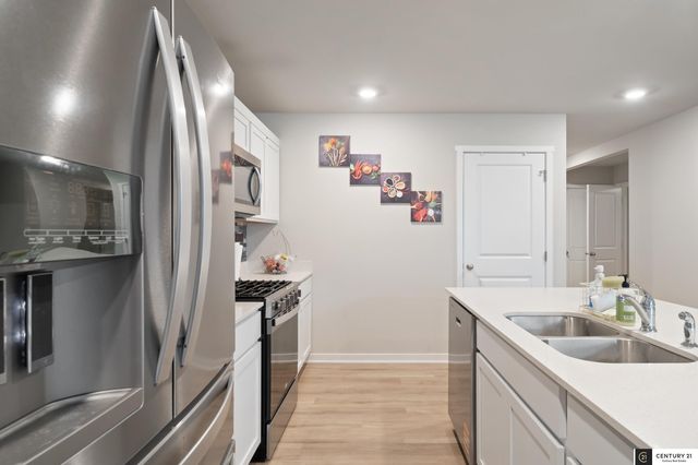 12650 S 205th Street, Gretna, NE 68028