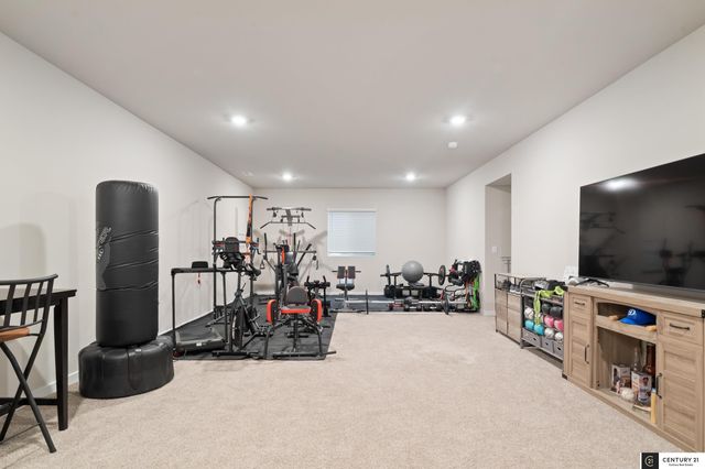12650 S 205th Street, Gretna, NE 68028