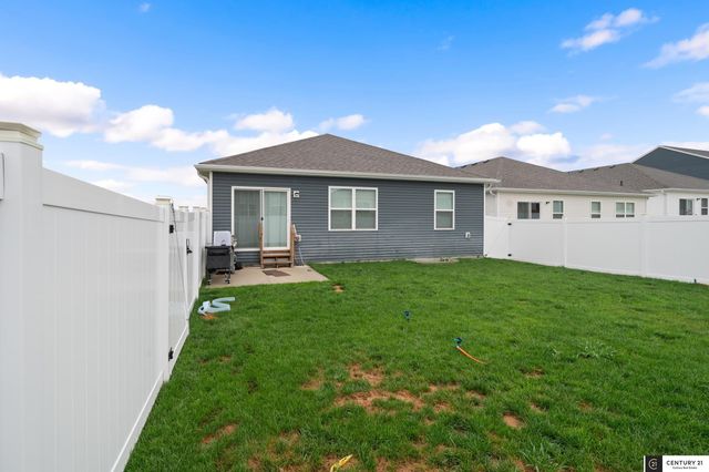 12650 S 205th Street, Gretna, NE 68028