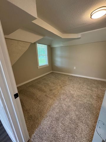 1201 N Rusk Street, Weatherford, TX 76086