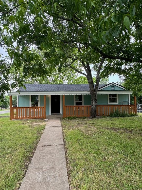 1201 N Rusk Street, Weatherford, TX 76086