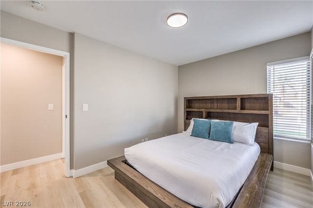 6931 Wedgewood Way, Las Vegas, NV 89147