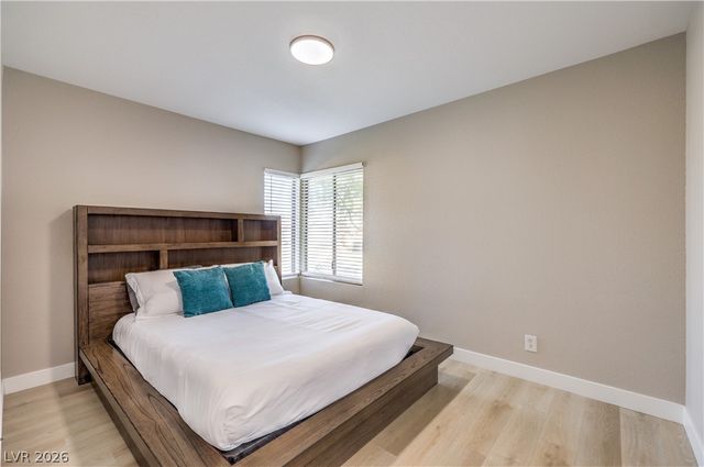 6931 Wedgewood Way, Las Vegas, NV 89147