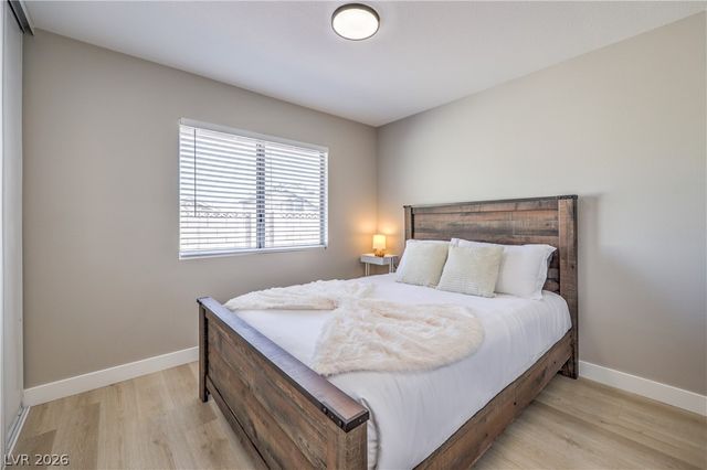 6931 Wedgewood Way, Las Vegas, NV 89147