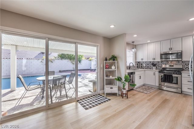 6931 Wedgewood Way, Las Vegas, NV 89147