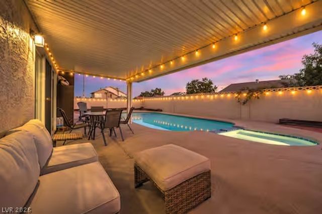 6931 Wedgewood Way, Las Vegas, NV 89147