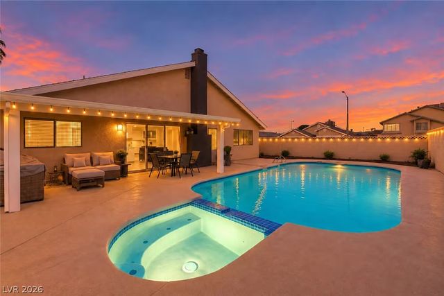 6931 Wedgewood Way, Las Vegas, NV 89147