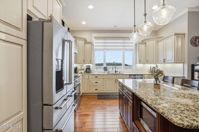 8081 Ash Ridge Lane, Findlay, OH 45840