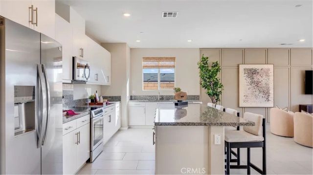 7439 Penn Avenue, Hesperia, CA 92345