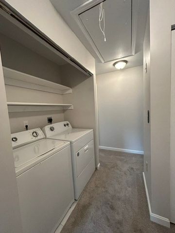 1711 Windsor 1711, Framingham, MA 01701