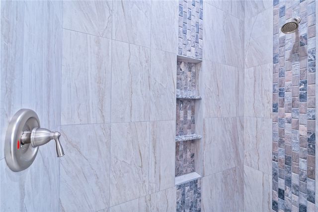 1898 E Via San Marino, Fort Mohave, AZ 86426