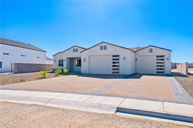 1898 E Via San Marino, Fort Mohave, AZ 86426