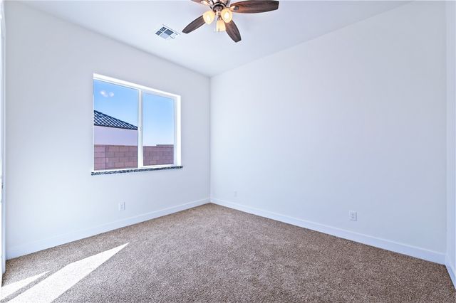 1898 E Via San Marino, Fort Mohave, AZ 86426