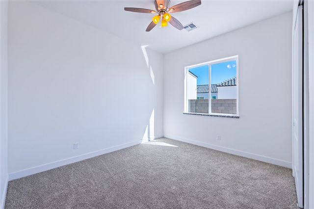 1898 E Via San Marino, Fort Mohave, AZ 86426