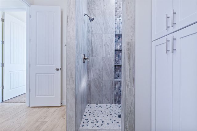 1898 E Via San Marino, Fort Mohave, AZ 86426