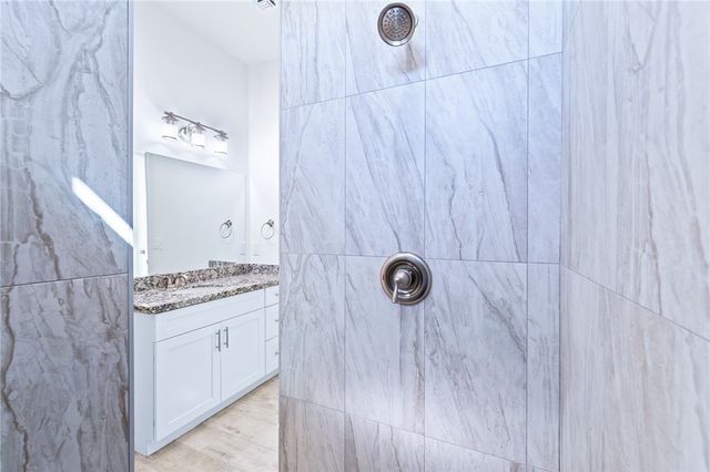 1898 E Via San Marino, Fort Mohave, AZ 86426