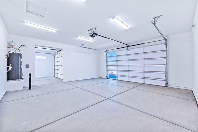 1898 E Via San Marino, Fort Mohave, AZ 86426