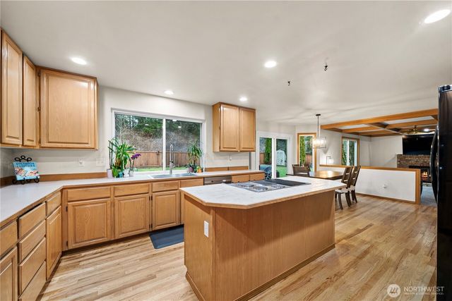 18412 SE 277th Place, Covington, WA 98042