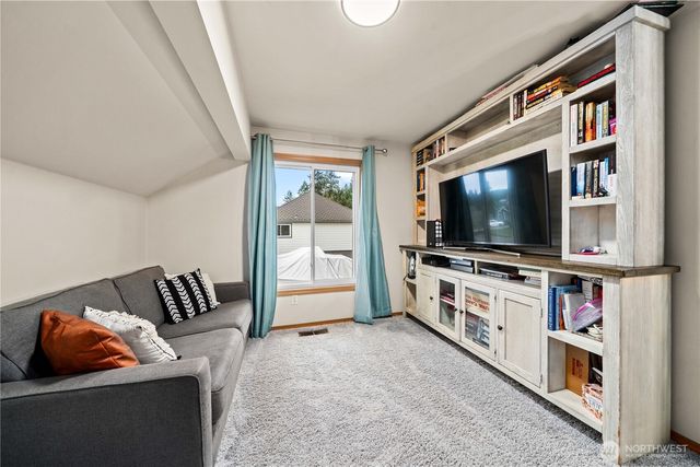 18412 SE 277th Place, Covington, WA 98042