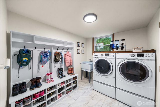 18412 SE 277th Place, Covington, WA 98042