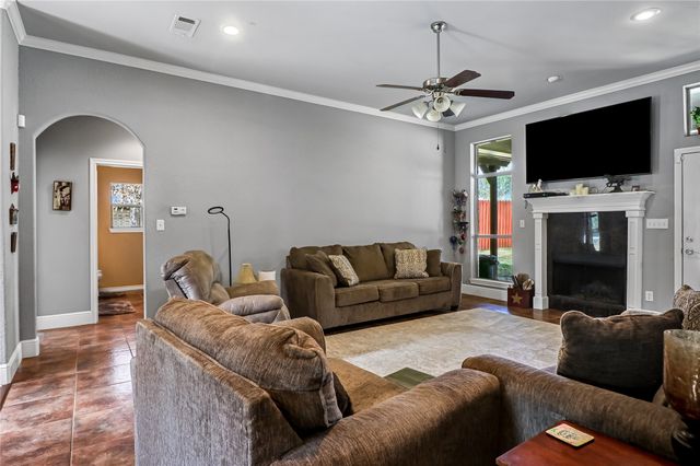 15062 County Road 1103, Flint, TX 75762