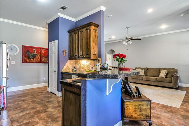 15062 County Road 1103, Flint, TX 75762