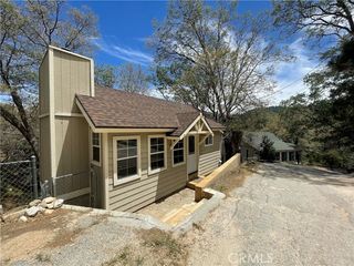 29255 Hemlock Drive, Cedar Glen, CA 92321