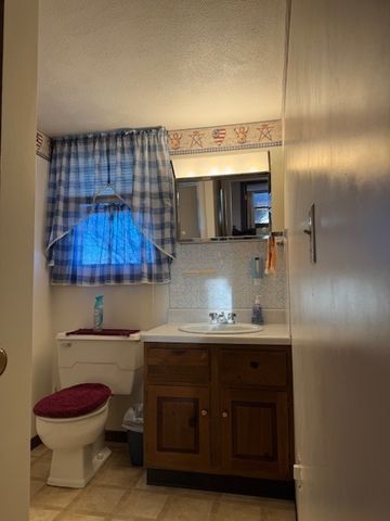 8 Pine Ridge Lane, Geneseo, IL 61254