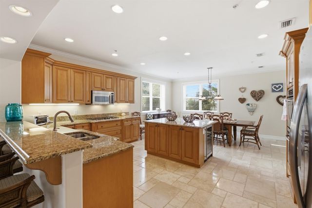 2718 GULF BOULEVARD 2, Indian Rocks Beach, FL 33785