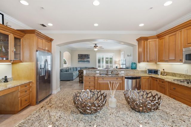 2718 GULF BOULEVARD 2, Indian Rocks Beach, FL 33785