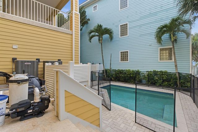 2718 GULF BOULEVARD 2, Indian Rocks Beach, FL 33785
