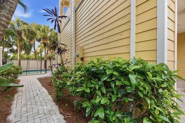 2718 GULF BOULEVARD 2, Indian Rocks Beach, FL 33785