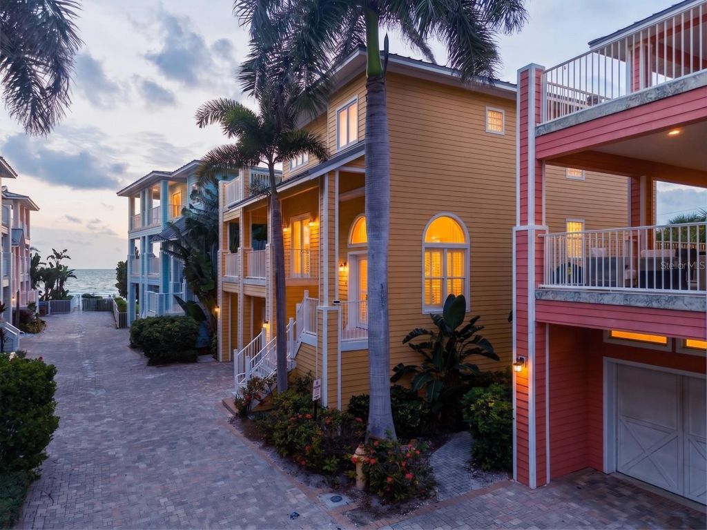 2718 GULF BOULEVARD 2, Indian Rocks Beach, FL 33785