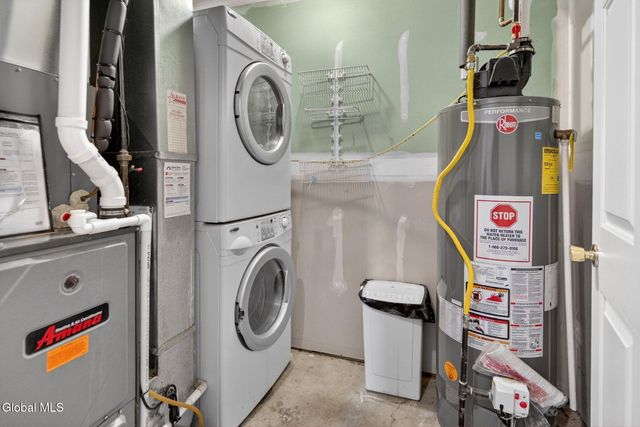 1210 Vine Street, Colonie, NY 12189