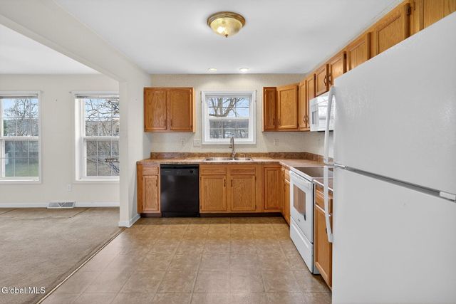 1210 Vine Street, Colonie, NY 12189