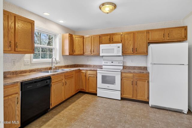 1210 Vine Street, Colonie, NY 12189