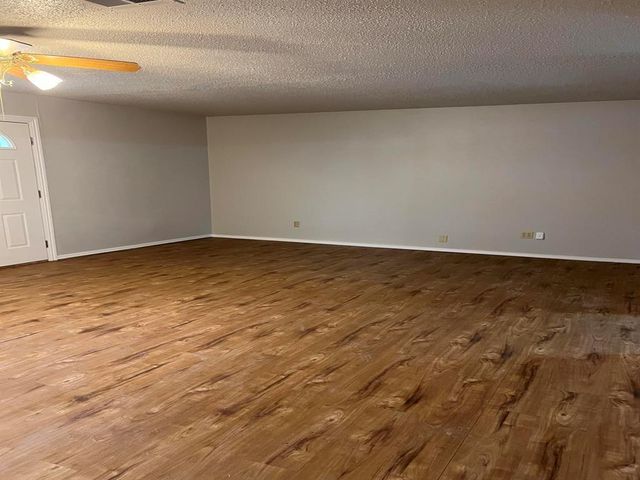 1315 Kingston Road, Norman, OK 73071