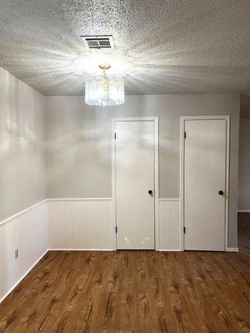 1315 Kingston Road, Norman, OK 73071