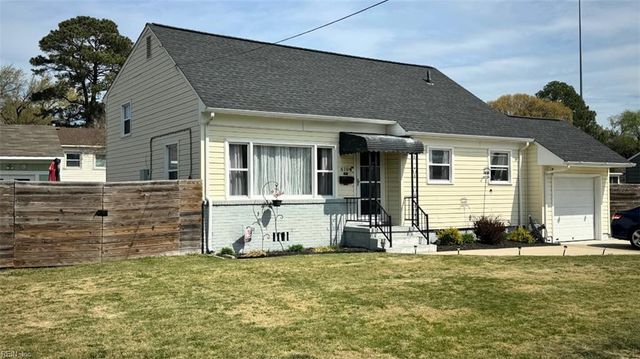 6104 Lockamy LN, Norfolk, VA 23502