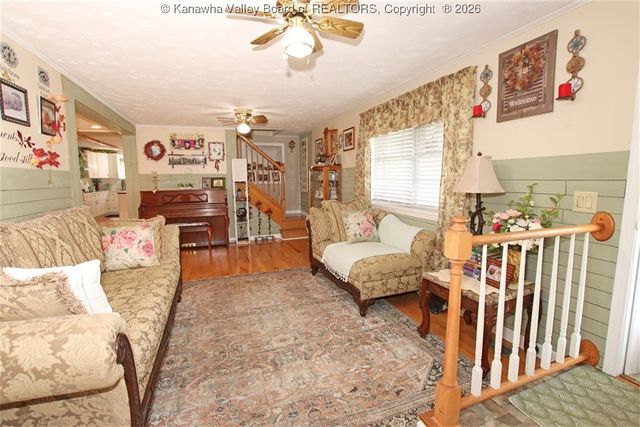 960 Grandview Road, Daniels, WV 25832