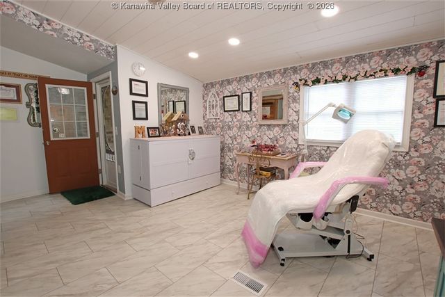 960 Grandview Road, Daniels, WV 25832