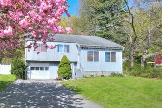 223 River Road, Shelton, CT 06484