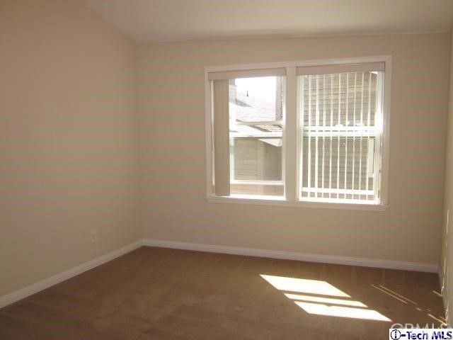 2283 Waltonia Drive 105, Montrose, CA 91020