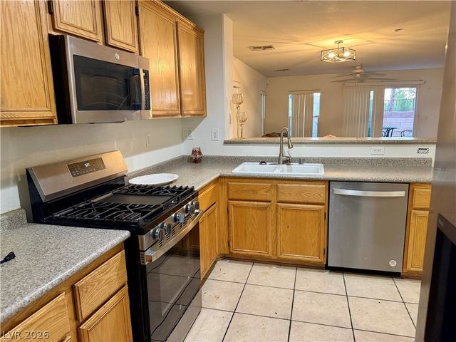 1150 Paradise Desert Avenue, Henderson, NV 89002