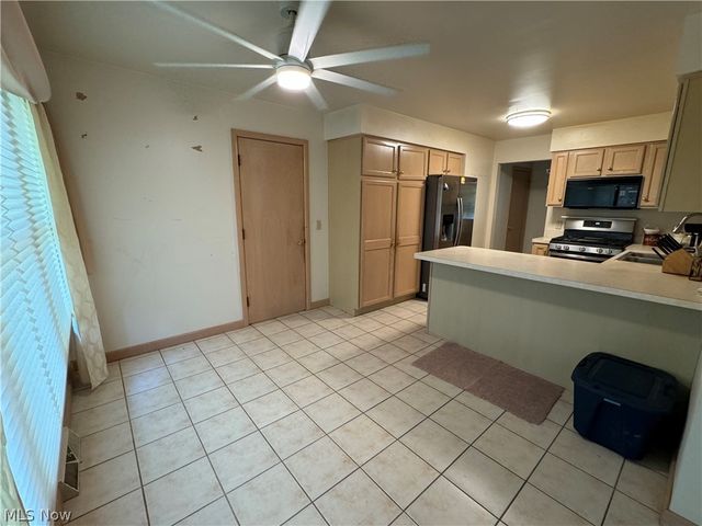 1717 Stillwagon Road, Niles, OH 44446