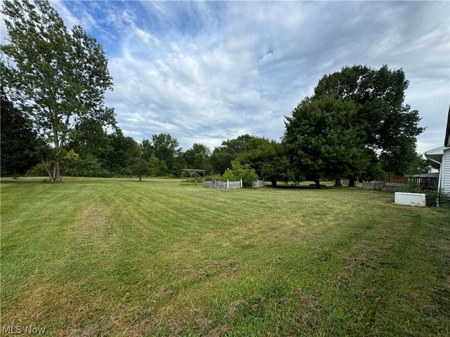 1717 Stillwagon Road, Niles, OH 44446